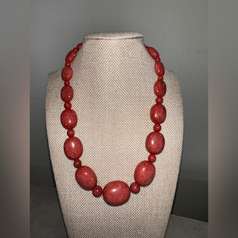 Red coral statement bead necklace by Jay King - Picture 4 of 11